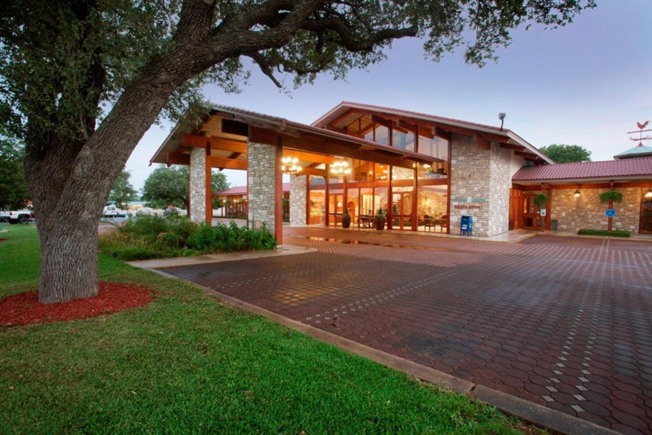 Inn Of The Hills Hotel And Conference Center Kerrville Exterior photo