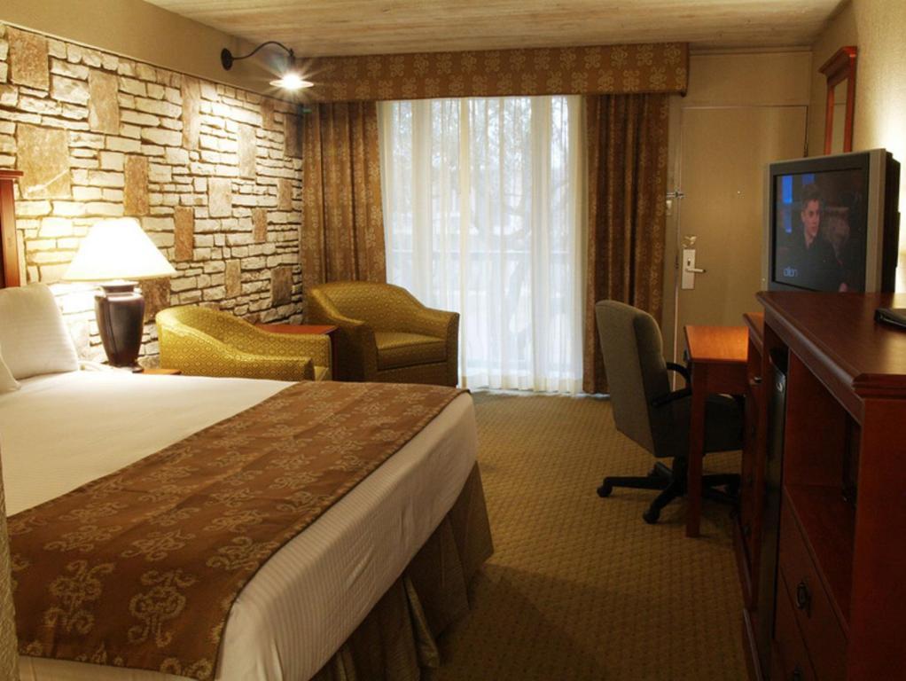 Inn Of The Hills Hotel And Conference Center Kerrville Room photo